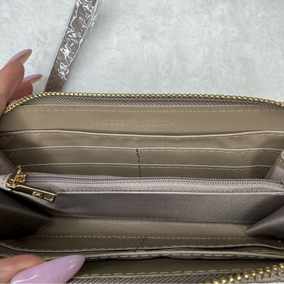 Badgley Mischka Long Taupe Wallet with Phone Pocket & Wrislet - Picture 7 of 8